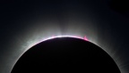 Sonnenfinsternis - 29. 03. 2006 - Beobachtungen in Side (Türkei):   innere Korona und sehr helle Chromosphäre kurz nach dem 2. Kontakt.
